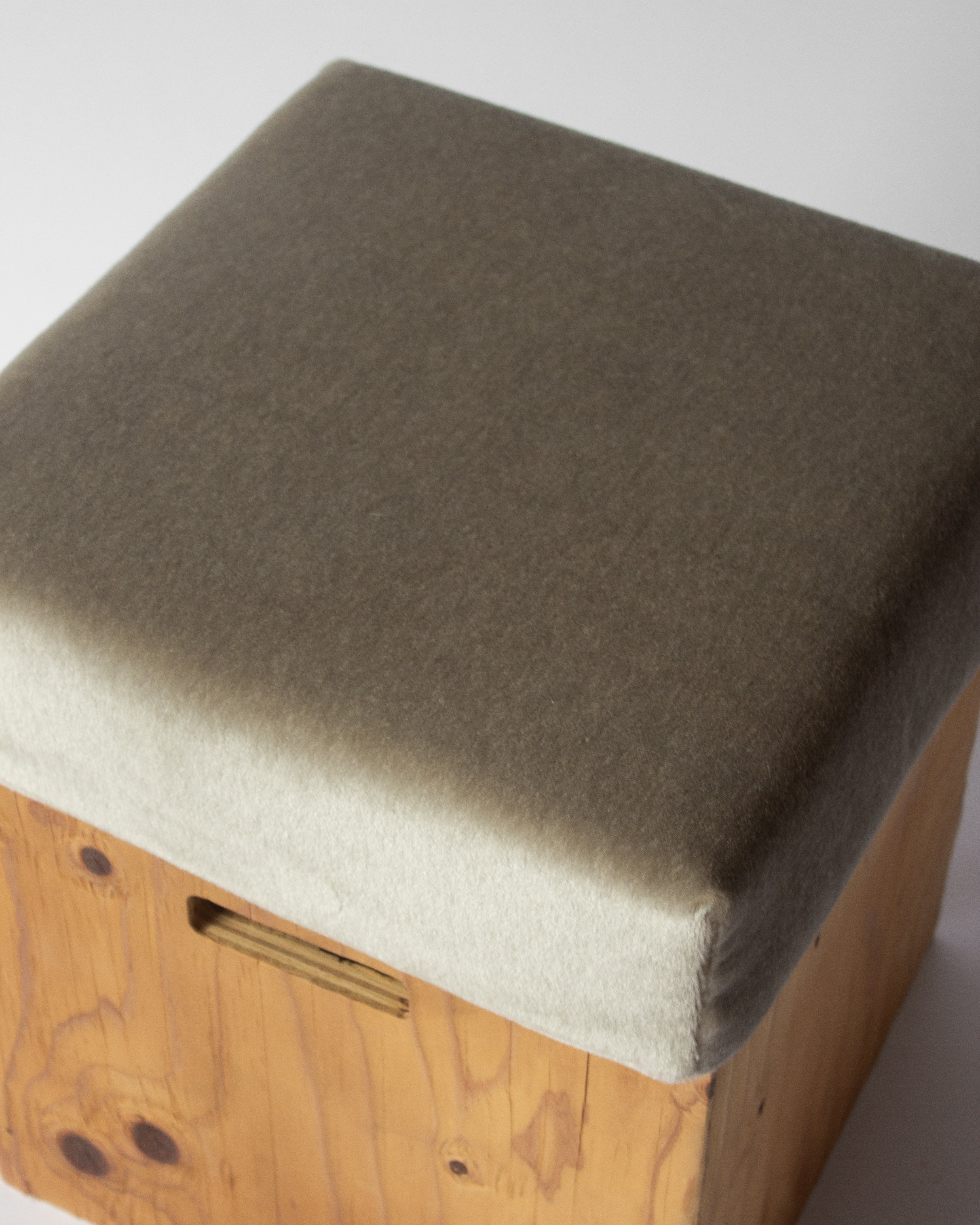 Box Cushion - Fog