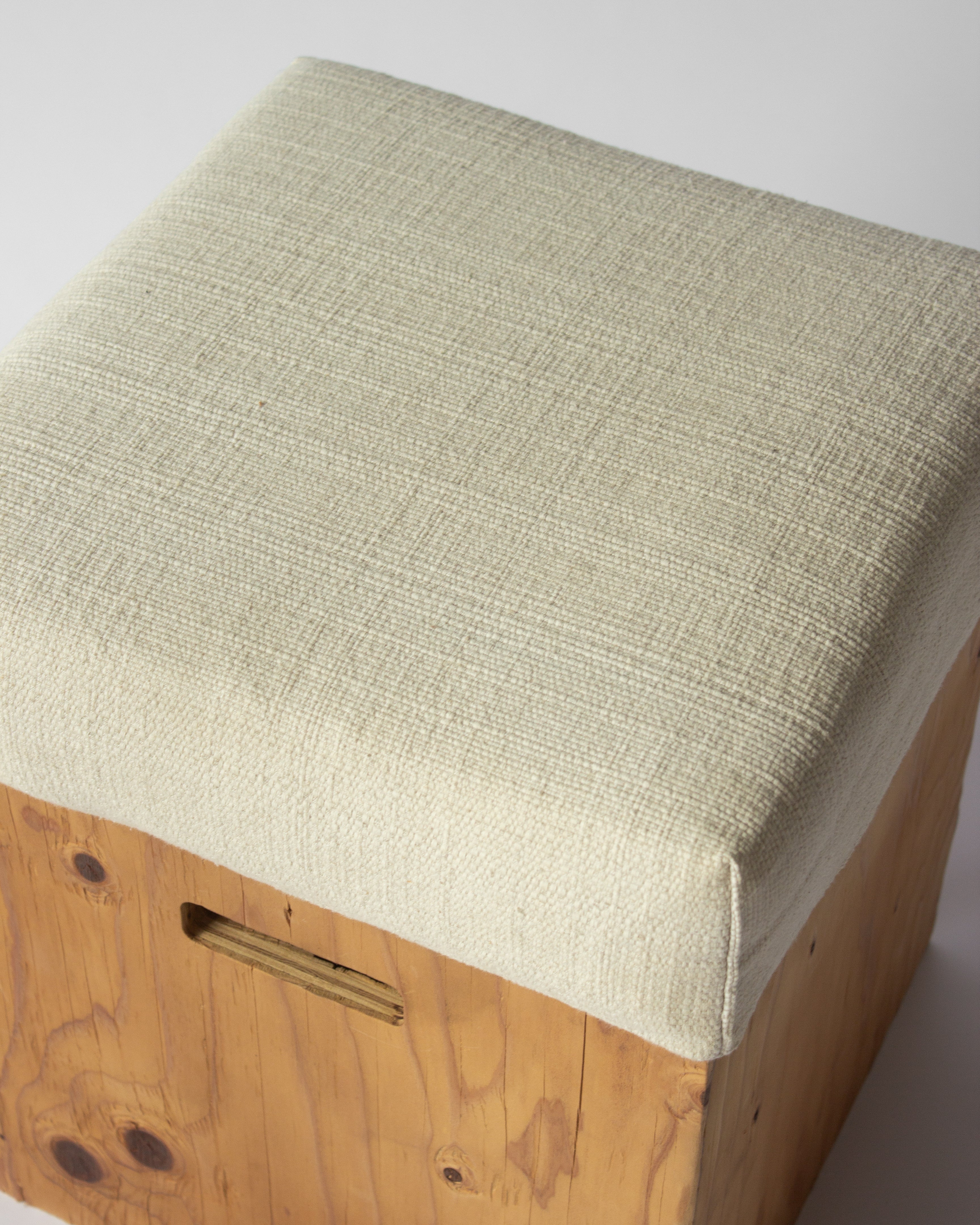 Box Cushion - Shell