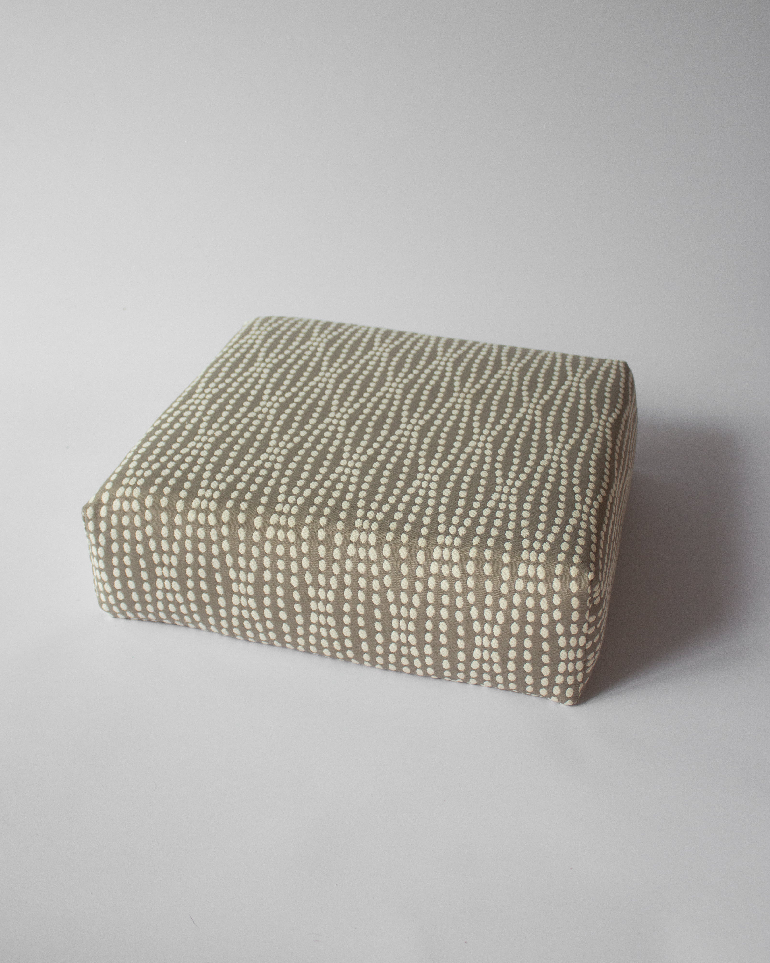 Box Cushion - Current